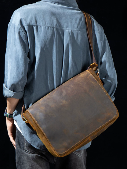 李記 | 原創手工真皮 | 經典回歸！！瘋馬皮復古斜唄包ms1180號