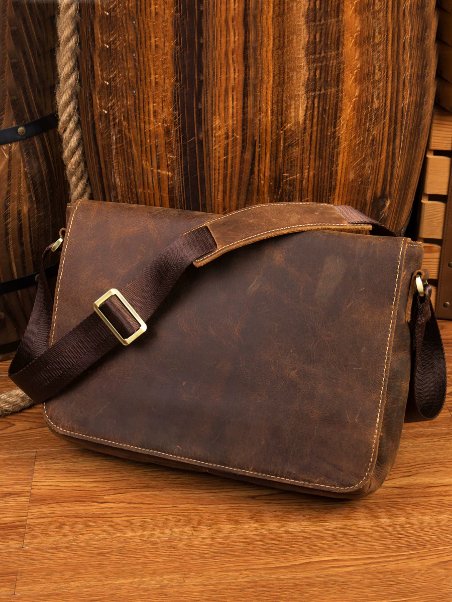 李記 | 原創手工真皮 | 經典回歸！！瘋馬皮復古斜唄包ms1180號