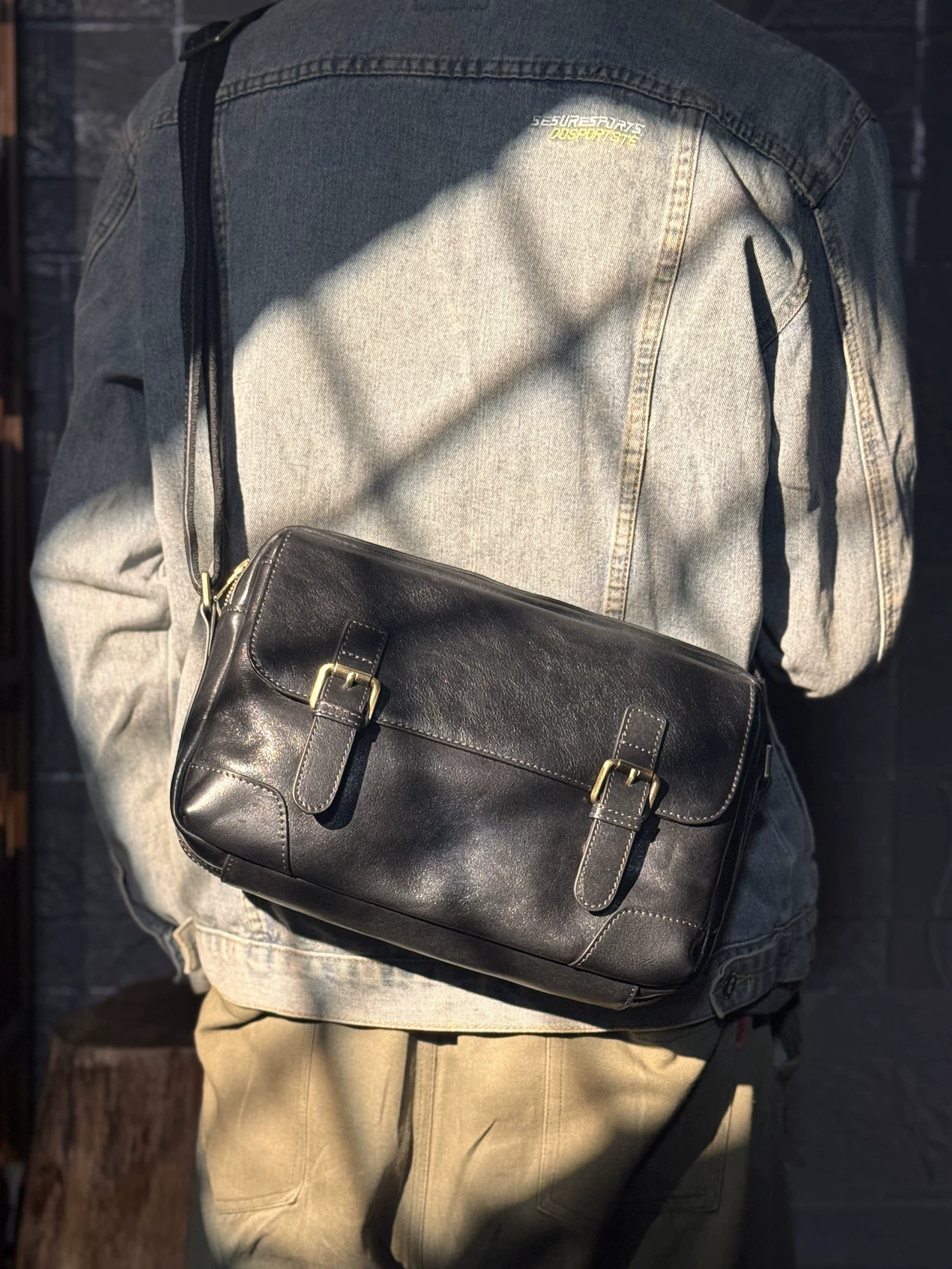 李記 | 原創手工真皮 | 雙扣帶車縫線の單肩包ms2298號