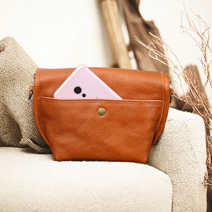 Li Ji | Original handmade leather | Retro forest style ~ Hong Kong style soft leather saddle bag No. 1122 