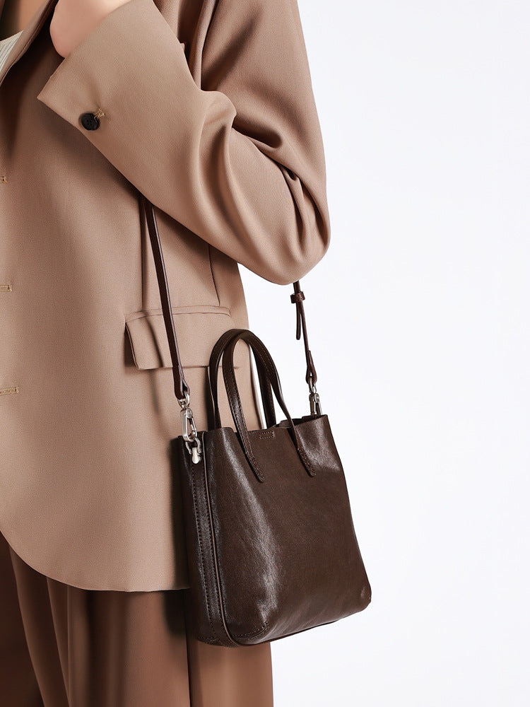 李記 | 原創手工真皮 | 手作業の職人に斜唄包st263號