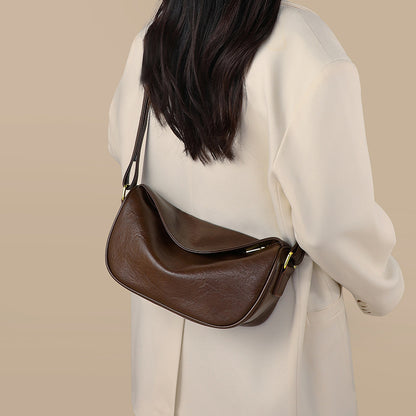 李記 | 原創手工真皮 | 流行氣質款で餃子型の小包包V91770號