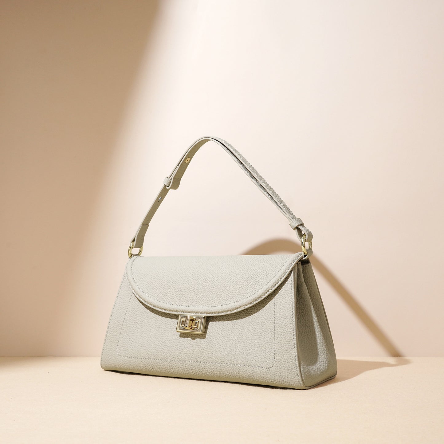 李記 | 原創手工真皮 | 小巧精緻で頭層牛革の手提包x9260號