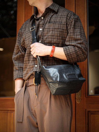 李記 | 原創手工真皮 | 通勤穿搭神助攻！高級感斜唄包zy005號