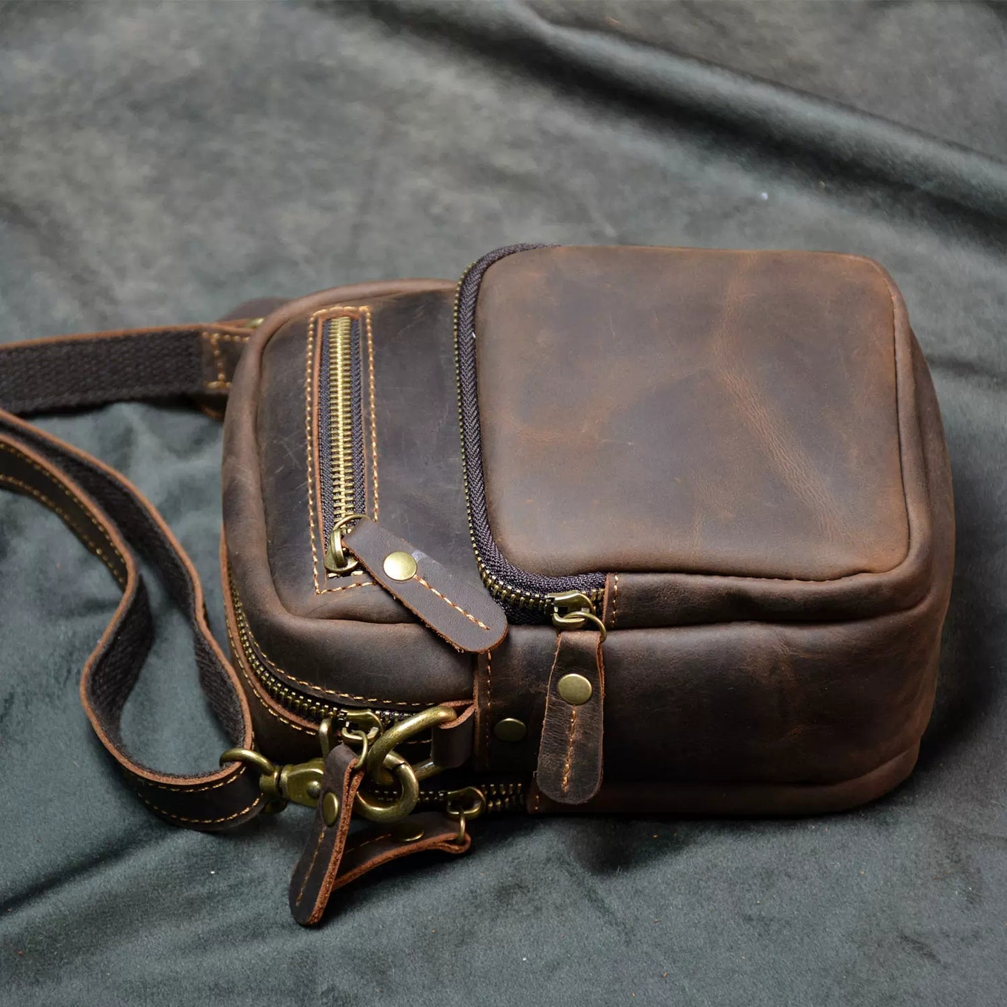 Li Ji | Original handmade genuine leather | ミニ compartment small bag waist shoulder bag No. 4012 