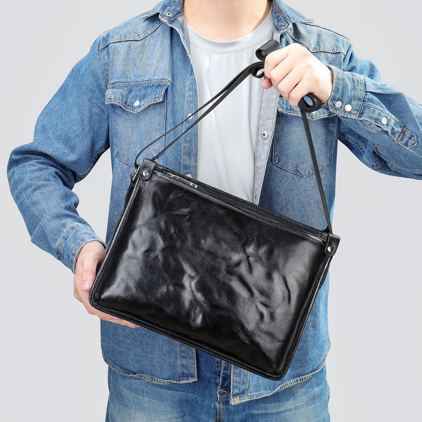 Li Ji | Original handmade genuine leather | Horizontal rectangular cowhide messenger bag No. 6077
