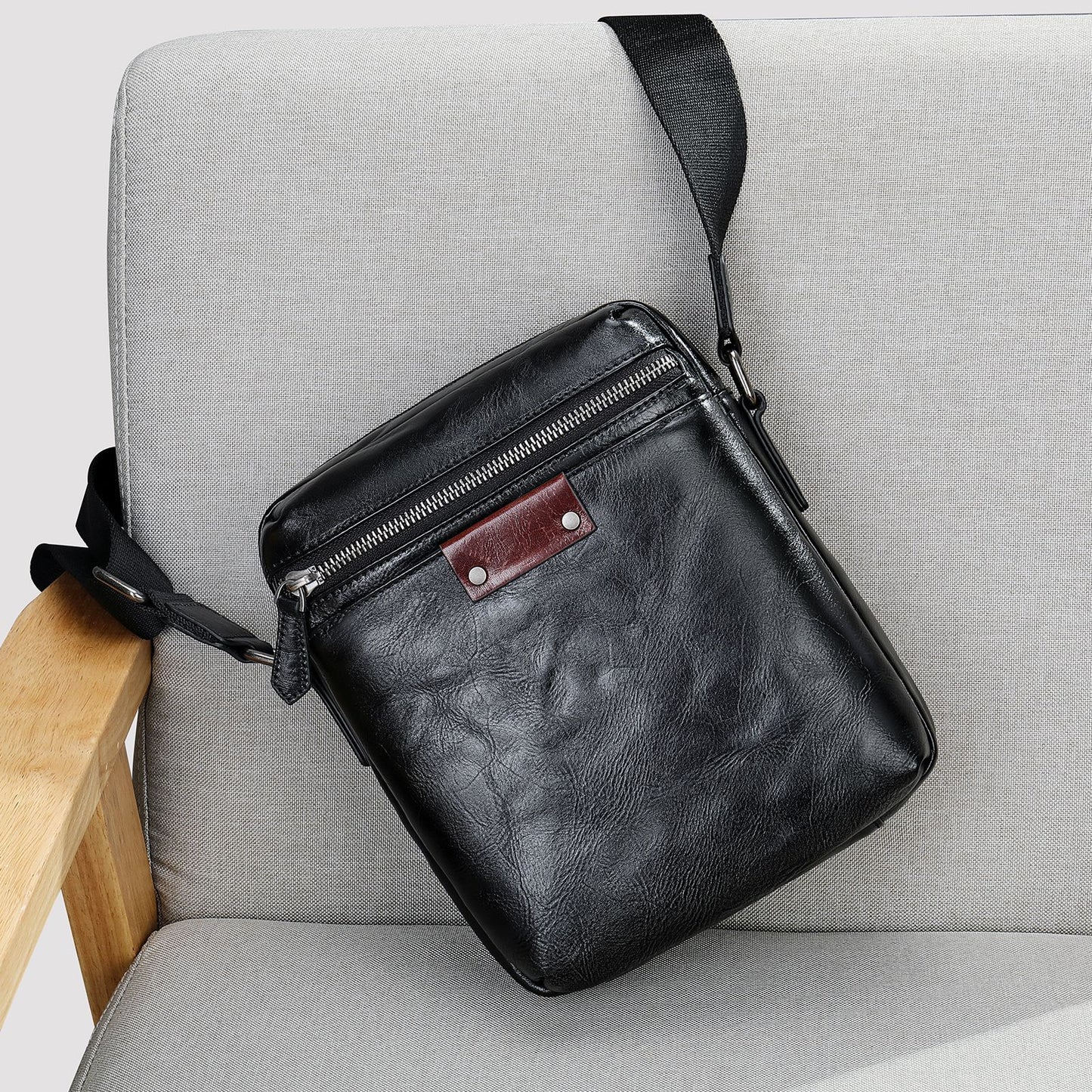 Li Ji |. หนังแท้ของแท้ |. กระเป๋าสะพายแนวตั้งหนังวัวชั้นแรกทำมือหมายเลข 6067 