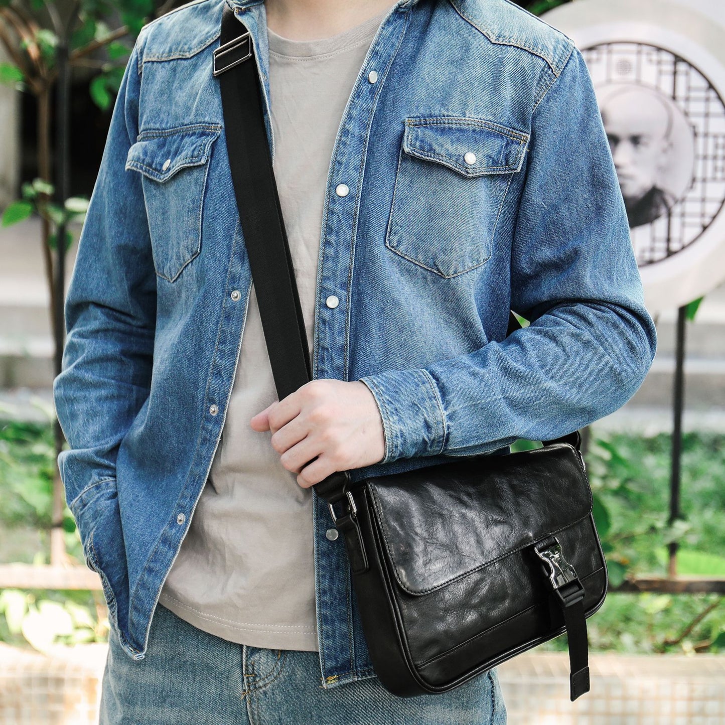 Li Ji | Original handmade | First-layer cowhide hand-scratch pattern genuine leather multifunctional bag No. 6068 